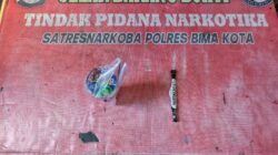 Sabu Disembunyikan dalam Bungkus Chocolatos, Dua Nelayan Diamankan di Polsek Asakota