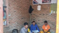 Bhabinkamtibmas Polsek Soromandi Sambangi KKN STKIP Imbau Jaga Kondusifitas Kamtibmas