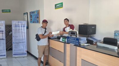 Tingkatkan Kualitas Pelayanan Publik, Unit Regident Sat Lantas Polres Sumbawa Barat Gelar Pelayanan Maksimal bagi Masyarakat