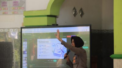 Antisipasi Kejahatan Siber, SMAN 5 Tuban Gelar Sosialisasi Etika Pemanfaatan AI