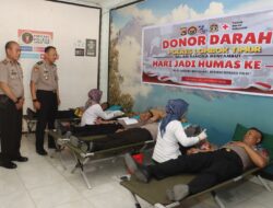 Sambut Hari Jadi Humas Polri ke-75, Polres Lombok Timur Gelar Donor Darah dan Aksi Sosial