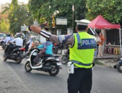 Sat Lantas Polres Dompu Gelar Strong Point Pagi, Kasat Lantas Imbau Pengguna Jalan Utamakan Keselamatan