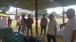 Dampingi Kunjungan Bupati Sumbawa Barat Cek Kesiapan TPS E-Voting Desa Sermong, Bhabinkamtibmas Pastikan Situasi Kondusif