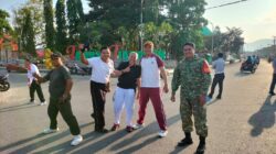 Semarakkan Program STBM, Bhabinkamtibmas Kelurahan Arab Kenangan Dampingi Jalan Santai dan Senam Bersama Warga